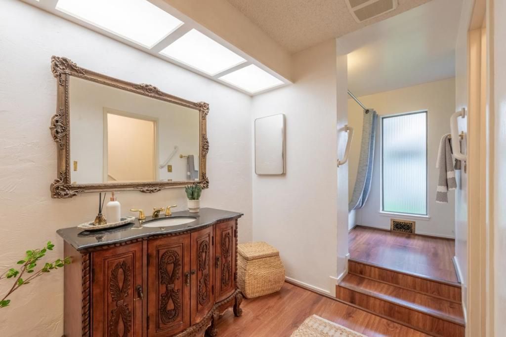 Image 14 of property listing at 83 High Meadow Lane, Carmel, CA 93923