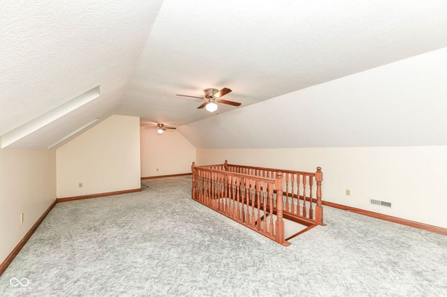 6052 W Broken Arrow Drive, New Palestine, IN 46163