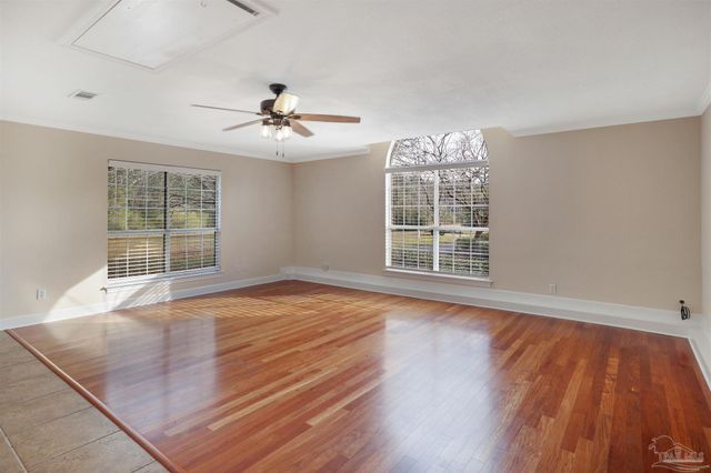 4621 Riley Rd, Milton, FL 32583