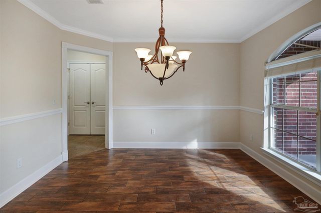 4621 Riley Rd, Milton, FL 32583