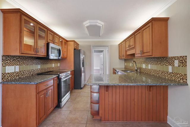 4621 Riley Rd, Milton, FL 32583