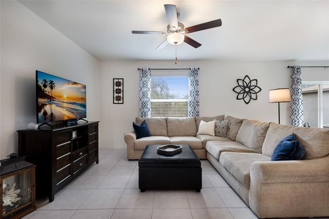 5552 BLUE AZURE DRIVE, Wimauma, FL 33598