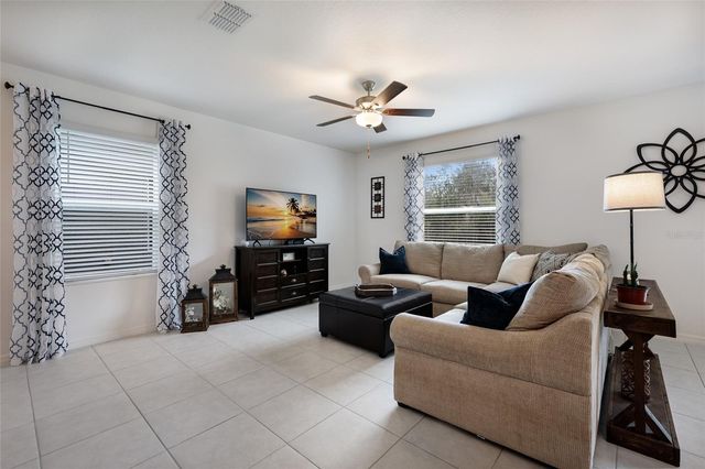 5552 BLUE AZURE DRIVE, Wimauma, FL 33598