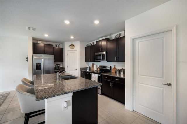 5552 BLUE AZURE DRIVE, Wimauma, FL 33598