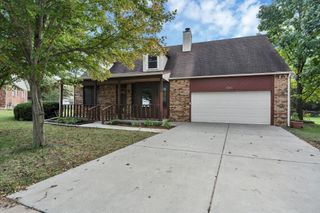 3305 Colonial Ct, Augusta, KS 67010