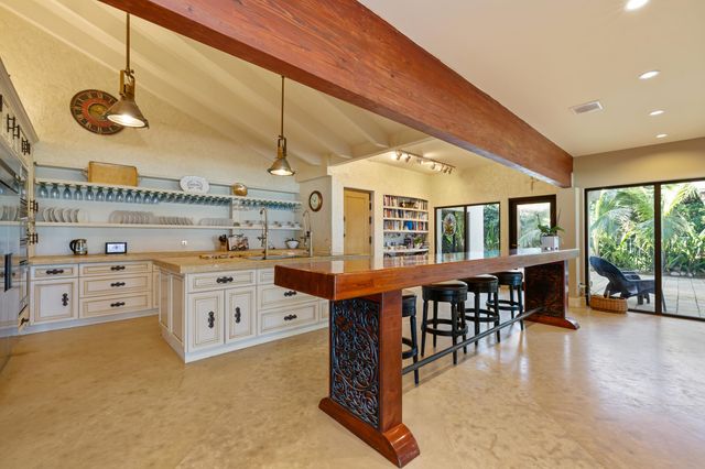 1075 Hillsboro Mile, Hillsboro Beach, FL 33062