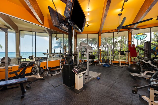 1075 Hillsboro Mile, Hillsboro Beach, FL 33062