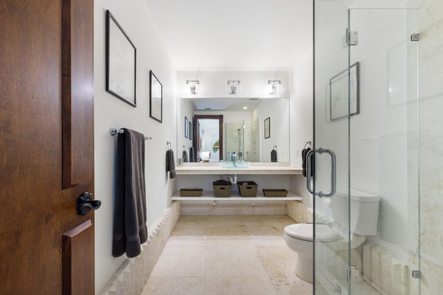 1075 Hillsboro Mile, Hillsboro Beach, FL 33062