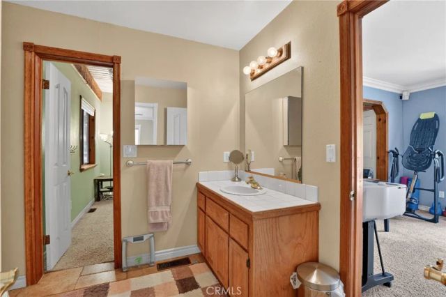 315 Fairway Drive, Lake Arrowhead, CA 92352