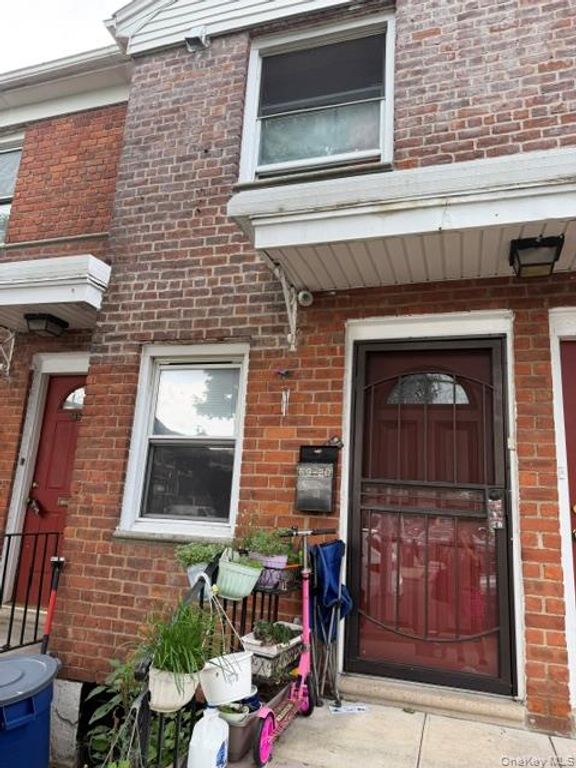 69-20 140th Street 2nd FL, Flushing, NY 11367 — exterior
