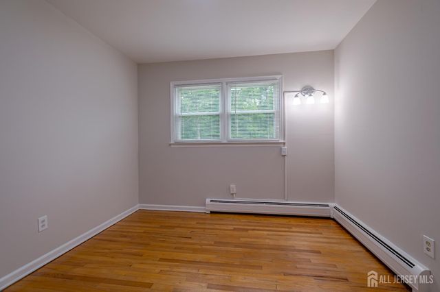 69 Monmouth Avenue, Edison, NJ 08820