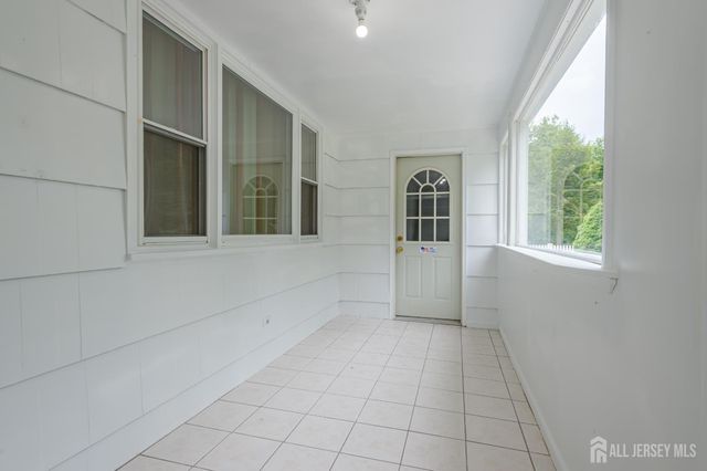 69 Monmouth Avenue, Edison, NJ 08820