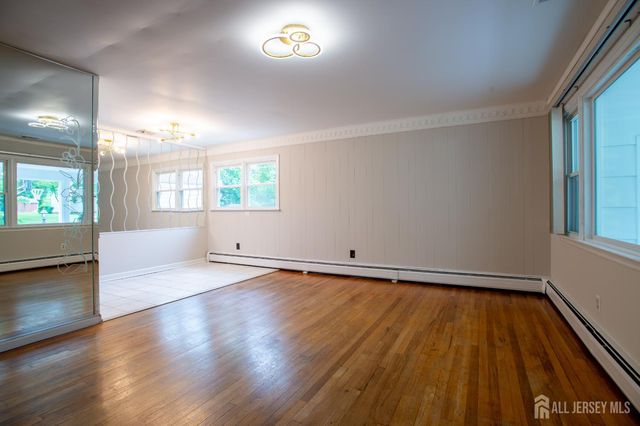 69 Monmouth Avenue, Edison, NJ 08820