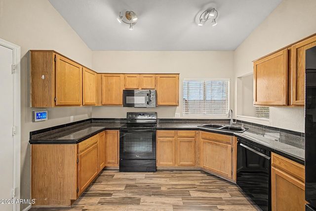 19407 N 77TH Avenue, Glendale, AZ 85308