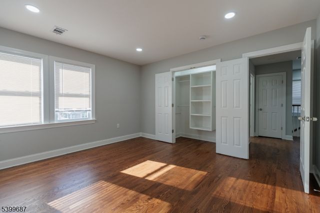 56 Raymond Ave, Plainfield City, NJ 07062