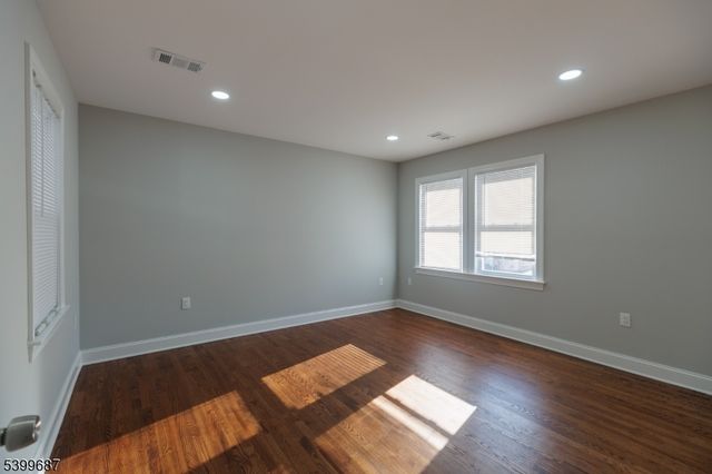 56 Raymond Ave, Plainfield City, NJ 07062