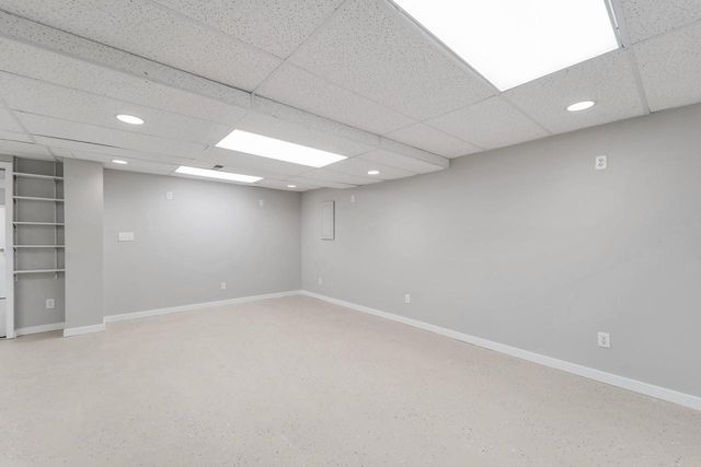 8275 Park View COURT, Oak Creek, WI 53154
