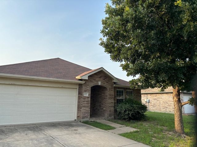 4613 Mountain Oak Street, Fort Worth, TX 76244