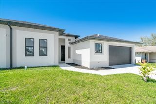 4725/4727 27TH 27th ST SW 4725, Lehigh Acres, FL 33973