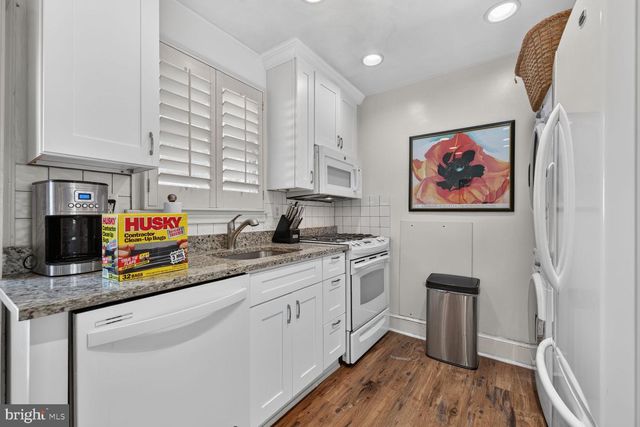 111 ABERDEEN RD, Rockville, MD 20850
