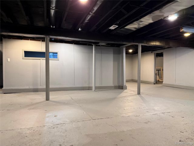 239 EASON Street, Highland Park, MI 48203