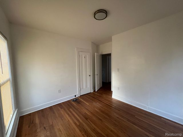 239 EASON Street, Highland Park, MI 48203