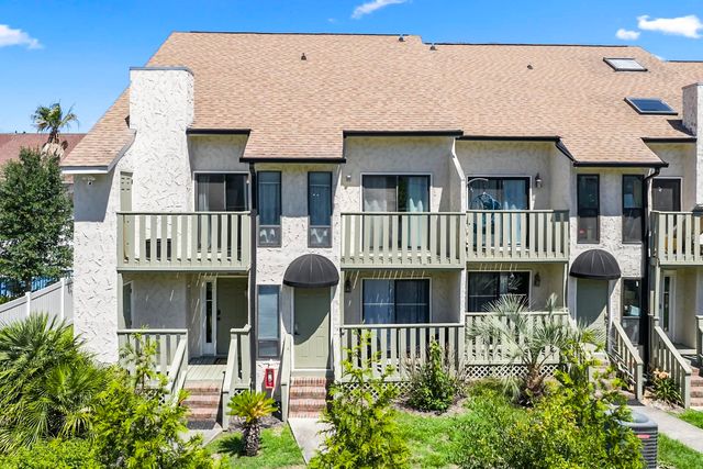 303 20th Ave S Apt 203, Myrtle Beach, SC 29577