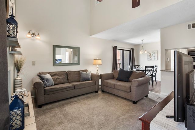 303 20th Ave S Apt 203, Myrtle Beach, SC 29577