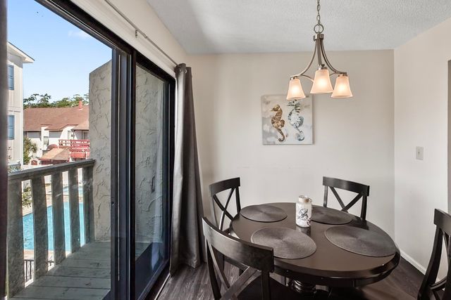 303 20th Ave S Apt 203, Myrtle Beach, SC 29577