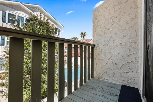 303 20th Ave S Apt 203, Myrtle Beach, SC 29577