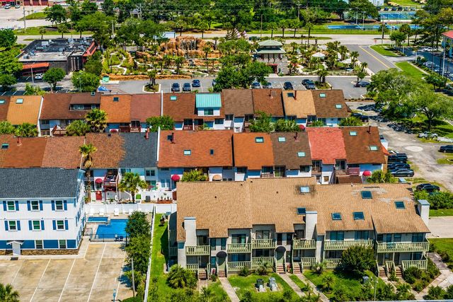303 20th Ave S Apt 203, Myrtle Beach, SC 29577
