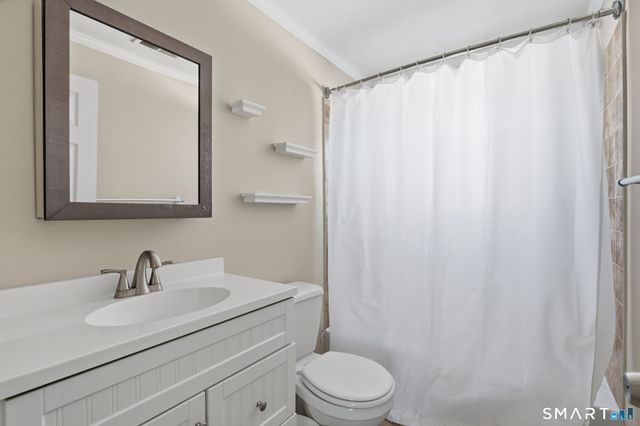 16 Clarendon Avenue, West Hartford, CT 06110