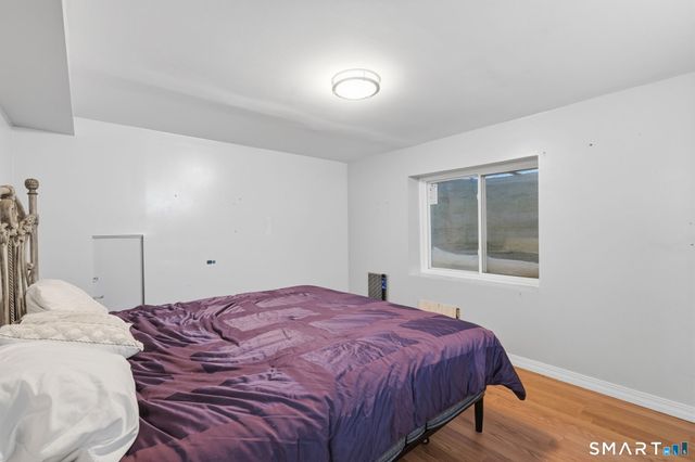 16 Clarendon Avenue, West Hartford, CT 06110