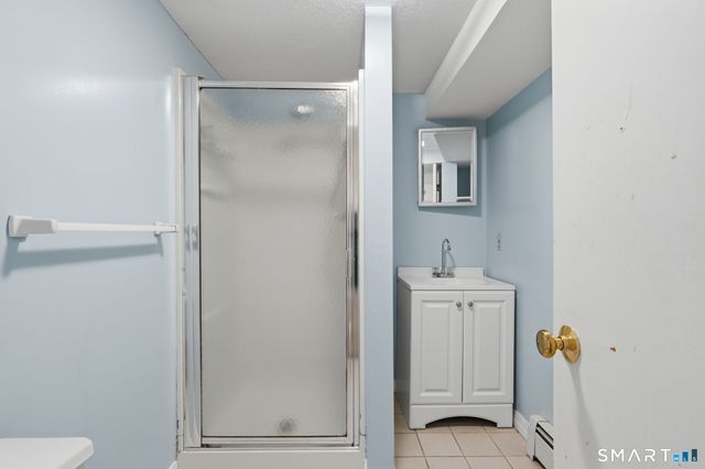 16 Clarendon Avenue, West Hartford, CT 06110