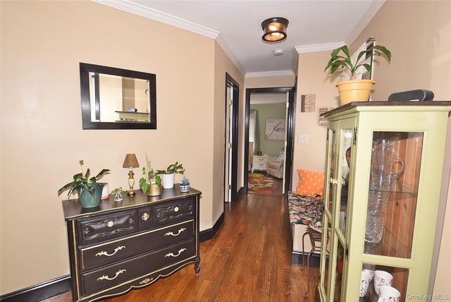 22 Salem Place, Copiague, NY 11726