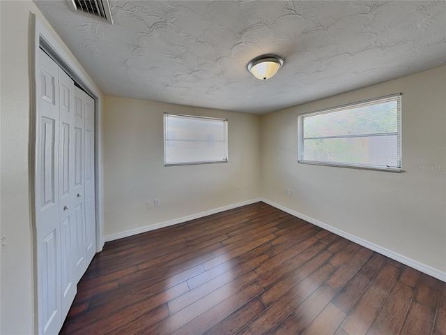 6041 9TH AVENUE, New Port Richey, FL 34653