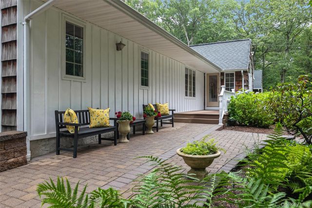 63 W Meadow Road, East Setauket, NY 11733