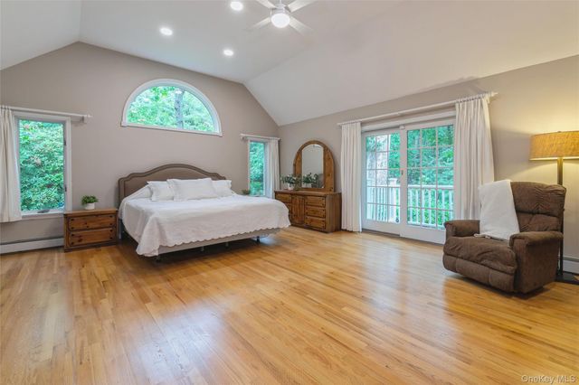 63 W Meadow Road, East Setauket, NY 11733