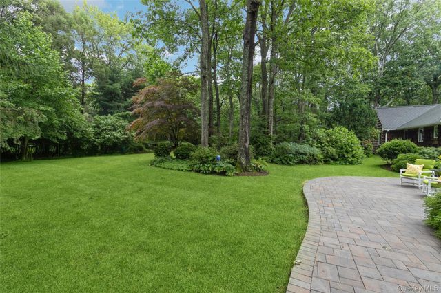 63 W Meadow Road, East Setauket, NY 11733