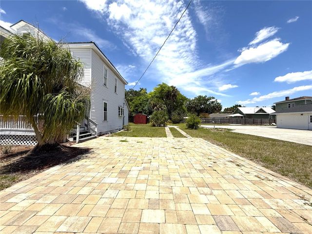 214 W WHIDDEN STREET, Arcadia, FL 34266