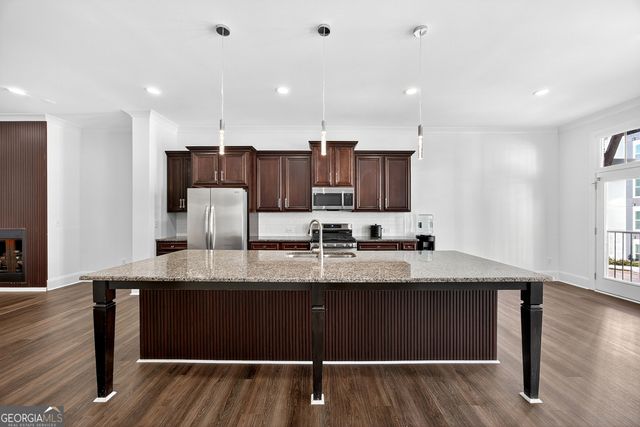 712 Avondale Hills Drive, Decatur, GA 30032