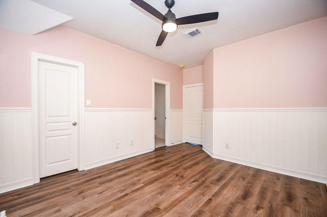 6132 Ramsay Lane, League City, TX 77573