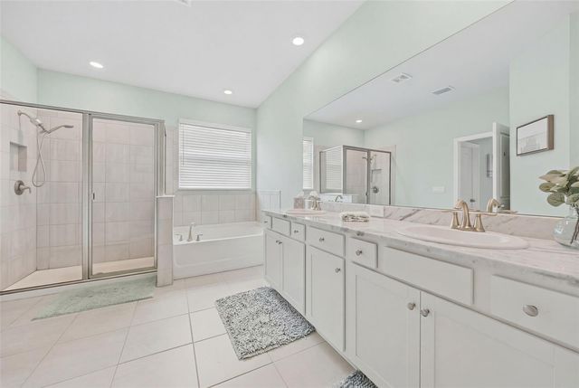 18026 FATTORIA TERRACE, Bradenton, FL 34211