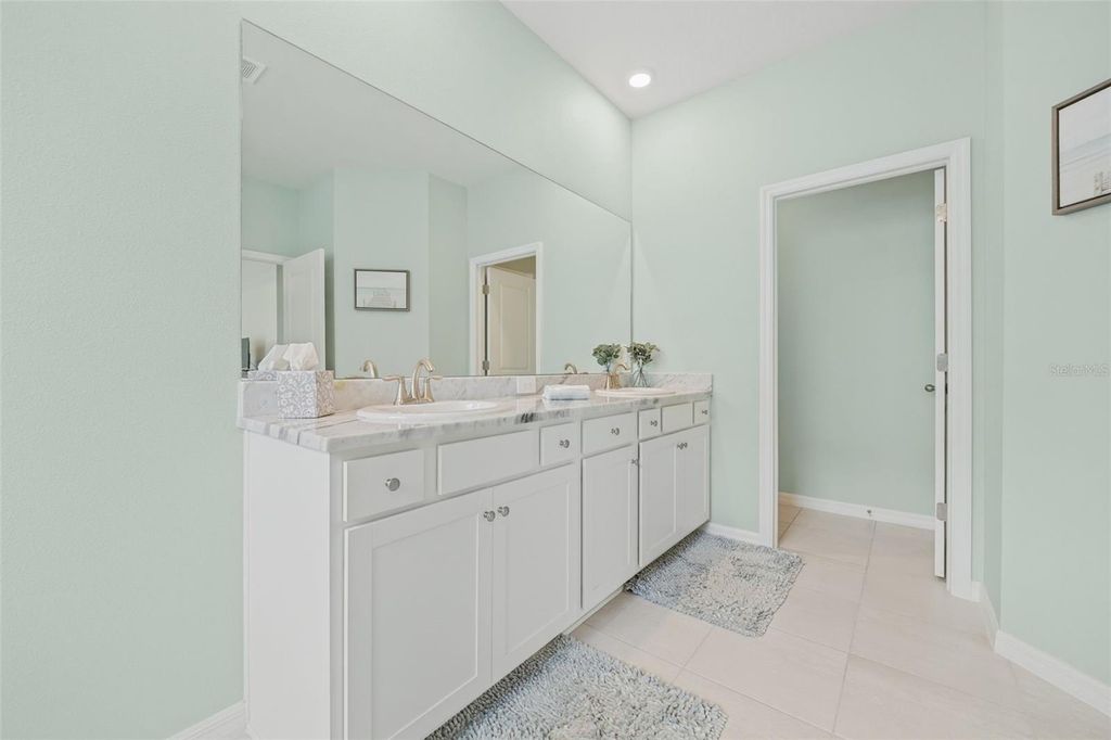 Image 36 of property listing at 18026 FATTORIA TERRACE, Bradenton, FL 34211