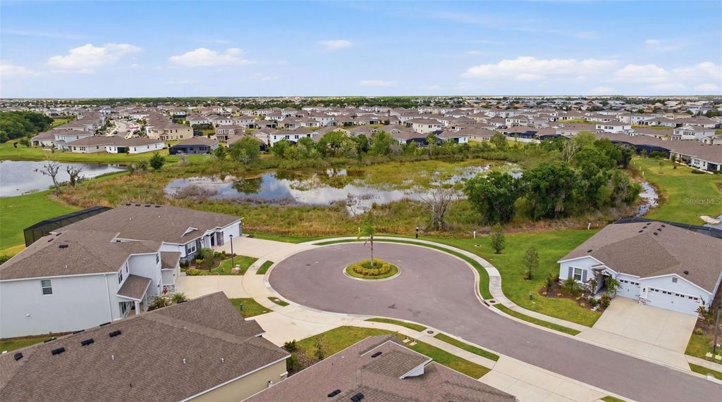 Image 55 of property listing at 18026 FATTORIA TERRACE, Bradenton, FL 34211