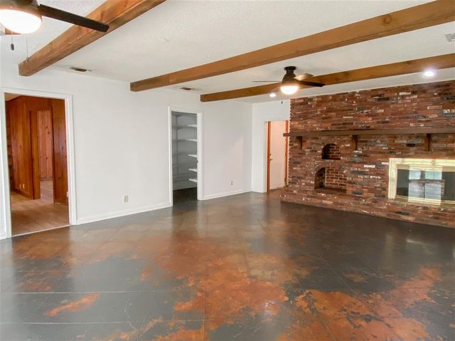 300 Allison Lane, Sulphur, LA 70663