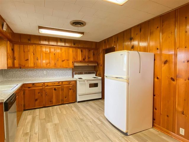 300 Allison Lane, Sulphur, LA 70663