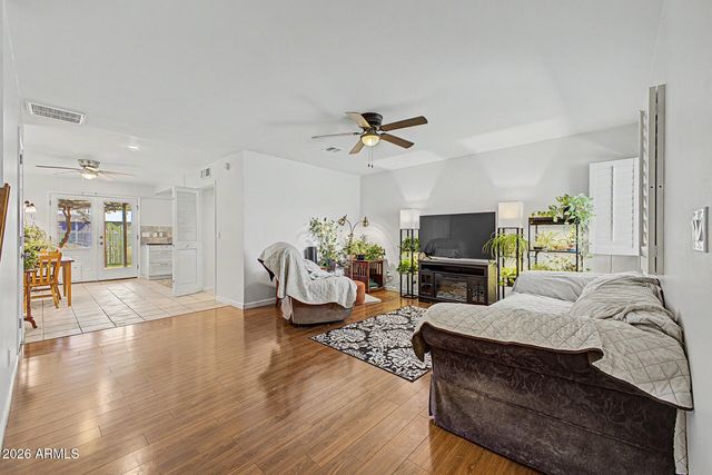 1550 N STAPLEY Drive 67, Mesa, AZ 85203