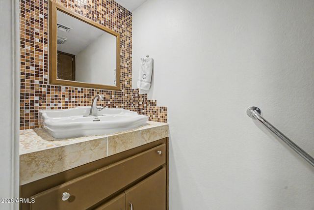 1550 N STAPLEY Drive 67, Mesa, AZ 85203