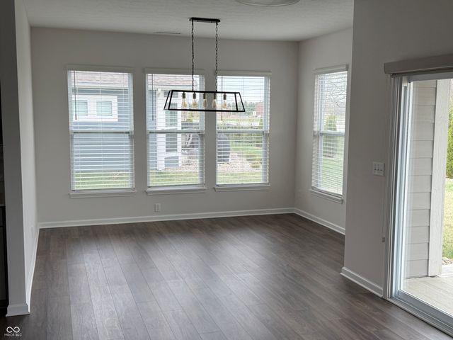 4030 Omaha Drive, Bargersville, IN 46106